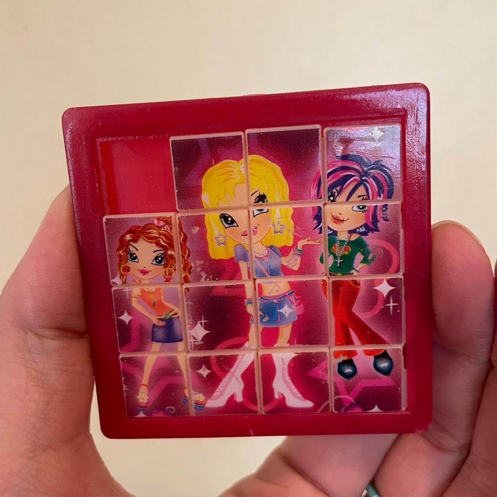 Bratz doll square puzzle